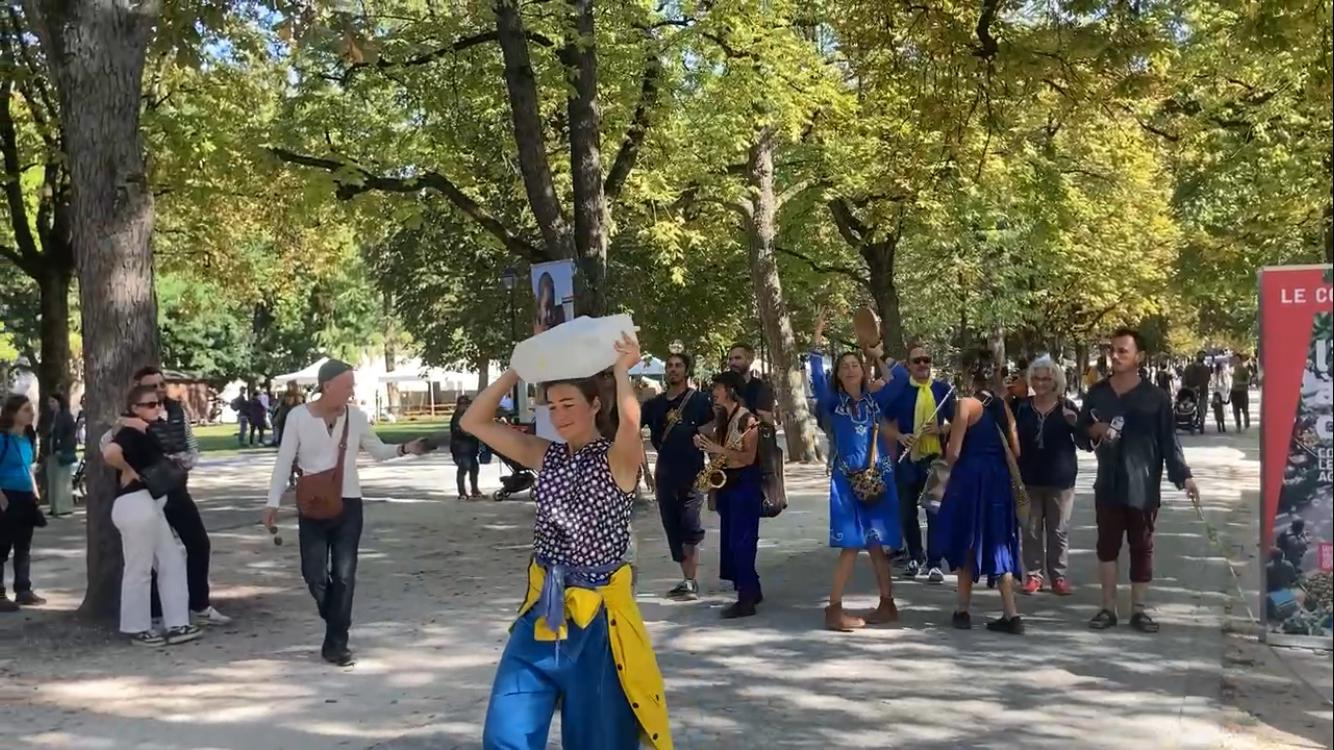 Image Water March at Alternatiba festival ! Image Water March at Alternatiba festival !